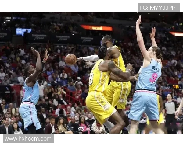 10月10日湖人与热火的精彩对决回顾及下载链接分享