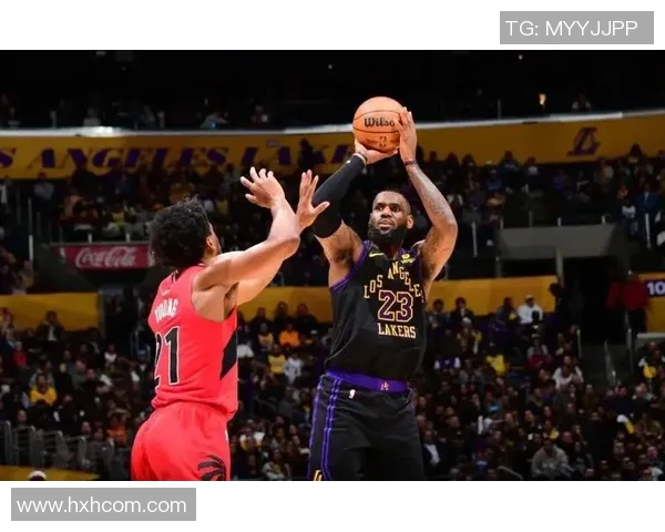 2013年湖人与猛龙的激烈对决回顾及精彩瞬间分析 2013年湖人与猛龙的激烈对决回顾及精彩瞬间分析